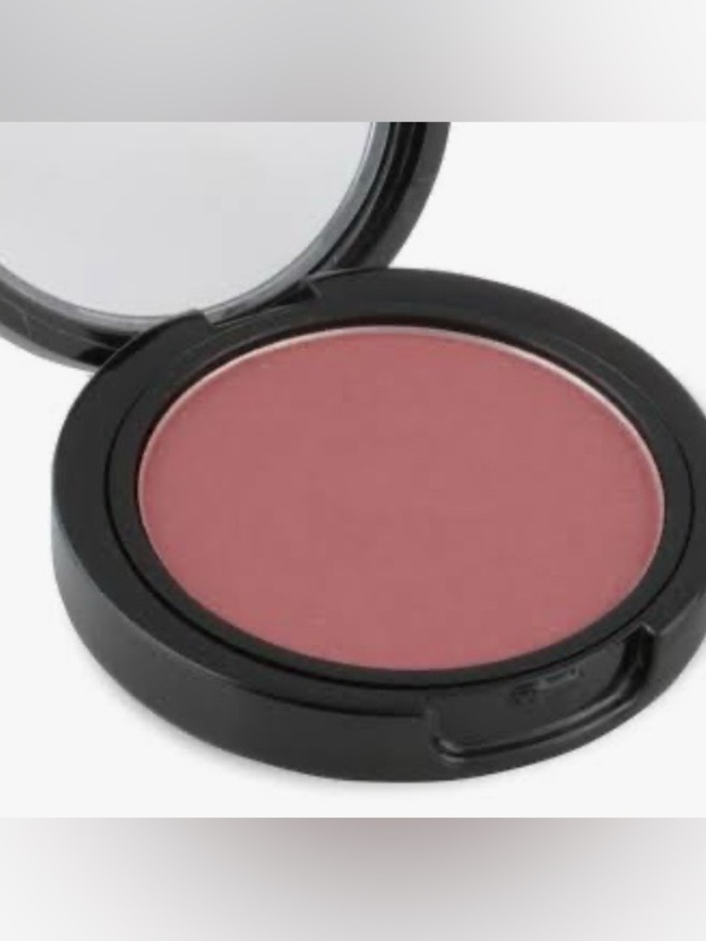 BARE RAISIN BLUSH IN COMPACT WITH BRUSH FROM PROFESSIONAL MUA COUNTER!!!!